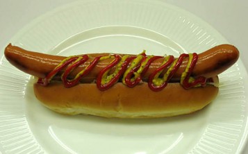 Plastic replicas of dishes - Hot dogs