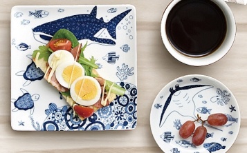 An illustrative example of plates use encourages customers to purchase them.