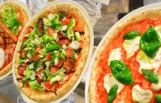 Pizza advertisement which will increase your profits to 300% with no monthly investment