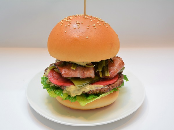 Bacon and Tomato Burger replica — $172