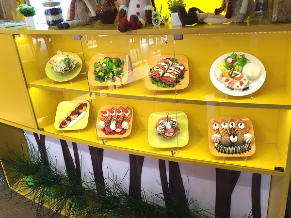 Food replicas for food court Bulyon Baton