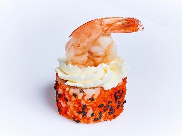 Roll California with shrimp