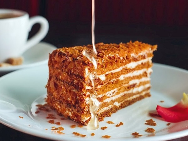 Benois Cake