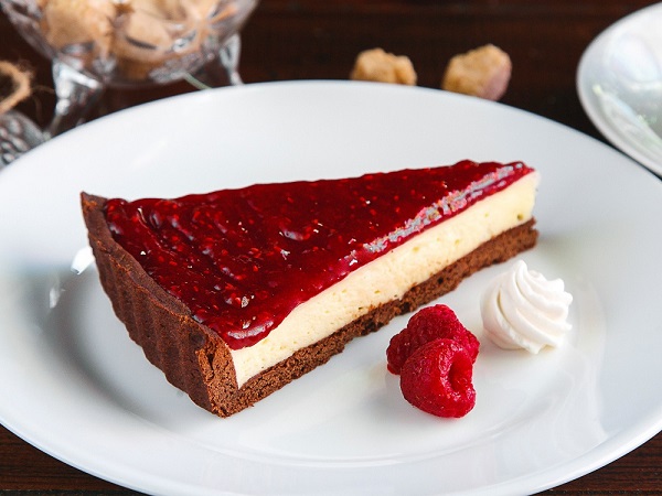 Raspberry Cake