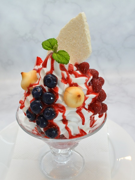 Fake dessert “Forest Berries Sundae” — $173
