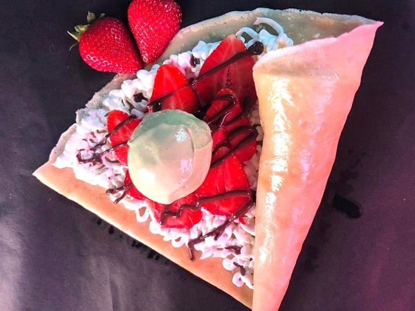 Pancake “Strawberry with Ice Cream”
