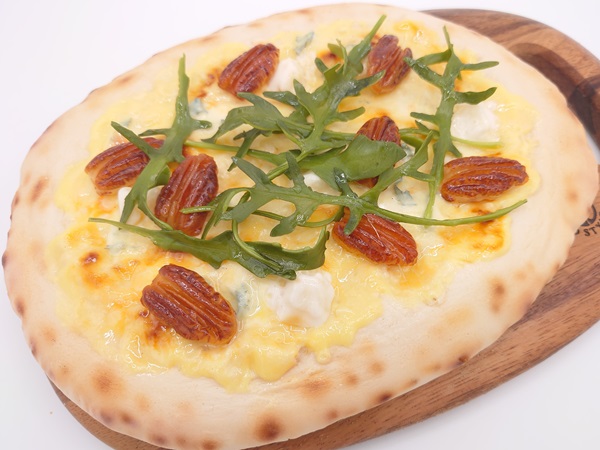 Pizza replicas