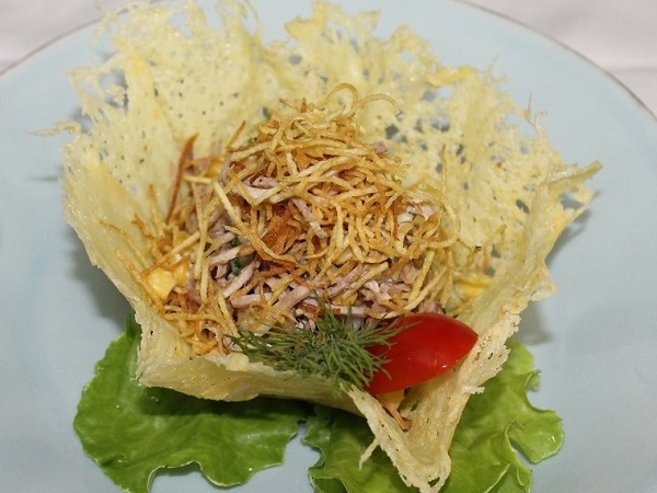 Salad Trapeza