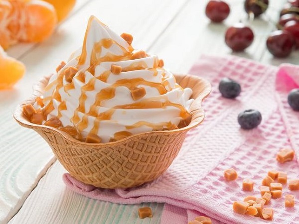 Original Dessert “Soft Ice Cream in Waffle Cup”