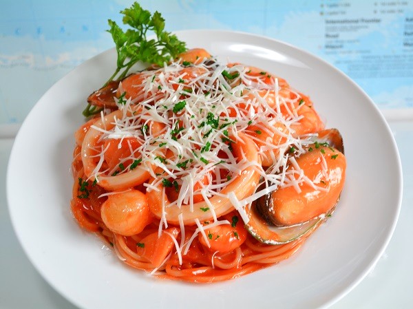 Spaghetti with Seafood replica — $187