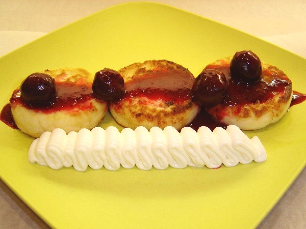 Syrniki with Cream