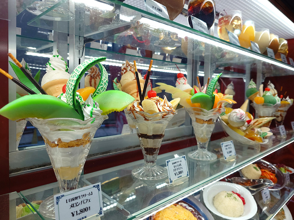 food replicas for display with price tag for restaurant menu presentation
