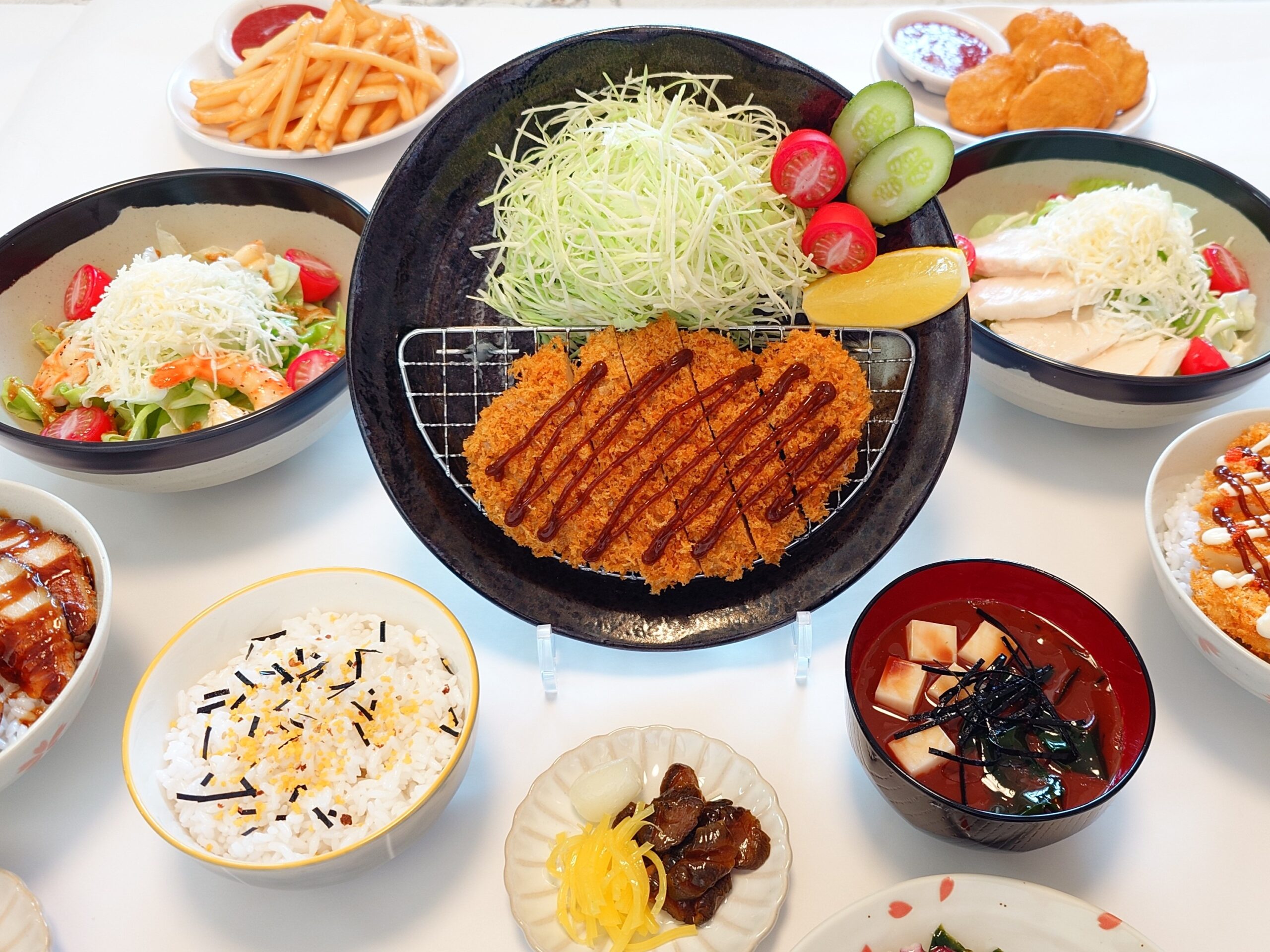 Japanese cuisine replicas for food court Bento Maru by Nippon Dom
