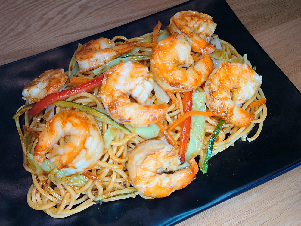 shrimp-yakisoba-food-replica-shinsei.jpg Shrimp yakisoba food replica for Shinsei window display by Nippon Dom