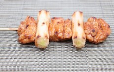 Yakitori “Chicken with sauce & onion”