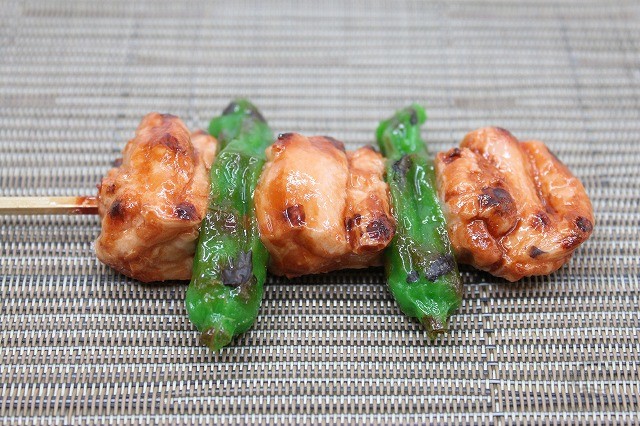 Yakitori "Chicken with sauce & green peppers"
