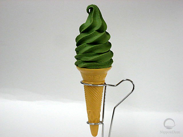 Green tea ice cream (4.5 cm)-1
