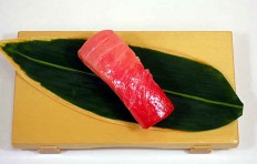 Replica of sushi “Tuna medium fat (1)”