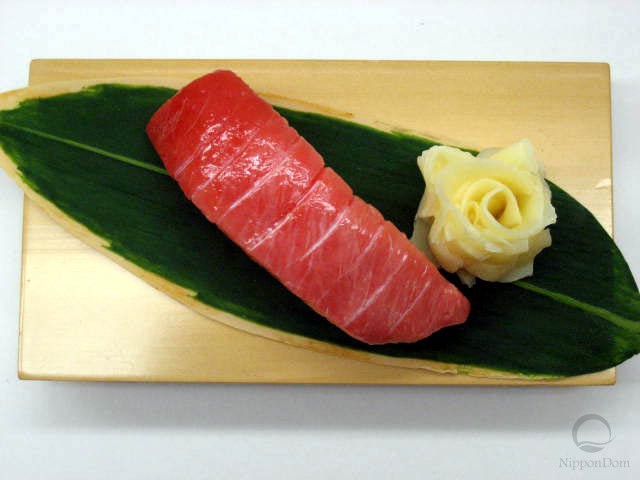 Replica of sushi Medium tuna-13