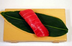 Replica of sushi “Tuna medium fat (4)”
