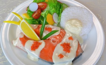 Cost of fake "Salmon with rice" 183 $