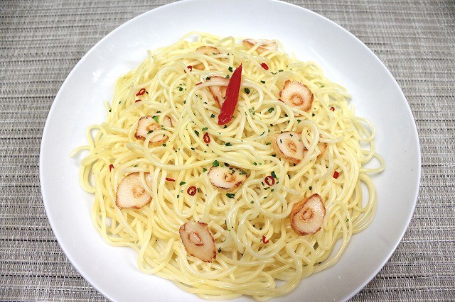 Spaghetti with pepper