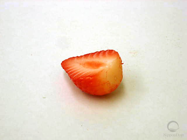 Strawberries (30/35/10)