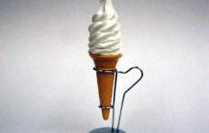 Vanilla ice cream (4.5 cm)-1